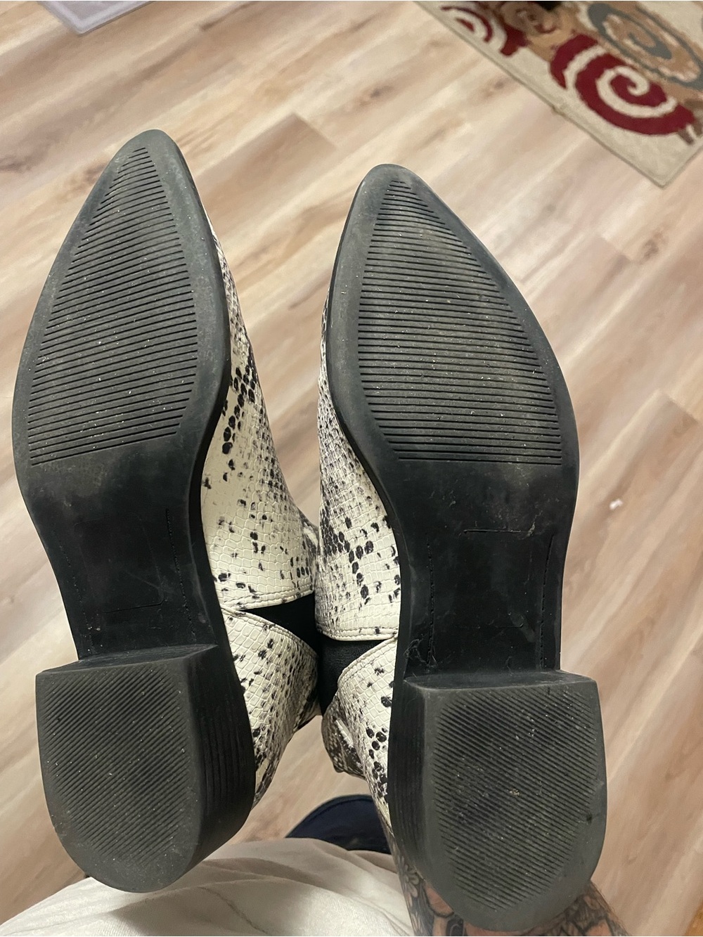 MENS Steve Madden White Snake-Print Pointed Ankle Boots